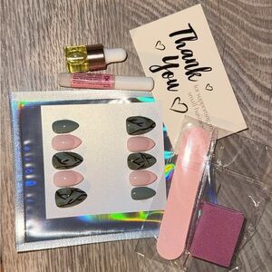 Outdoors Press On Nails